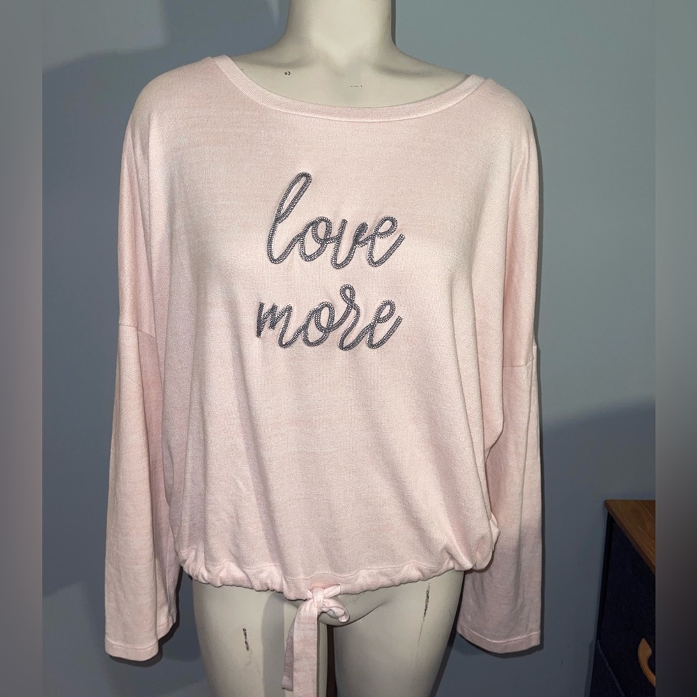 Secret Treasures Pink tee top shirt soft woman’s medium